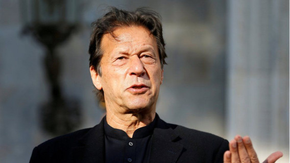 पाकिस्तानका पूर्वप्रधानमन्त्री खानको अवैध विवाहको मुद्दा उल्टियो